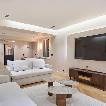 Apartment Rent A - Caire, Montorgueil Paris