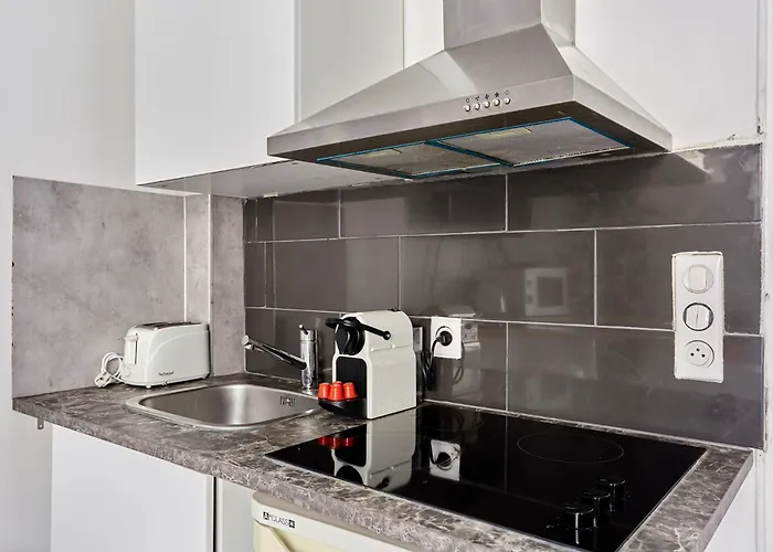 Rent A - Caire, Montorgueil *