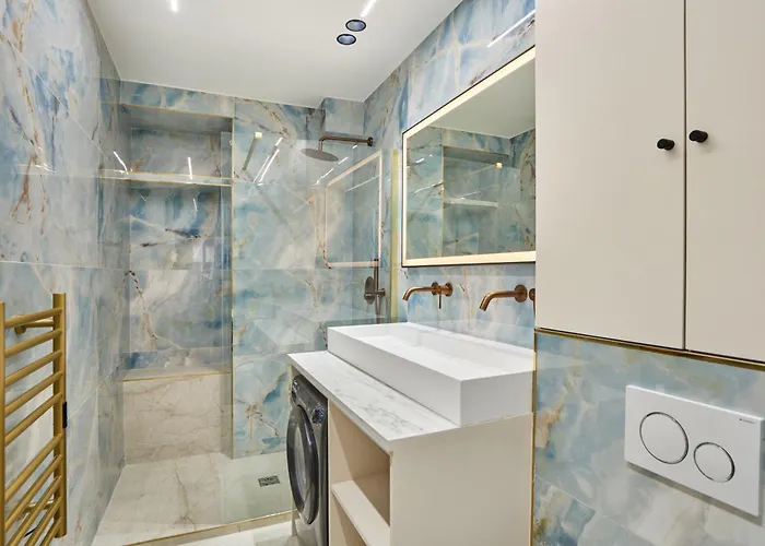 Rent A - Caire, Montorgueil